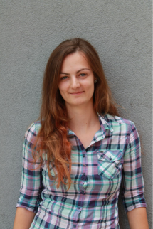  ◳ vytykacova (png) → (šířka 215px)